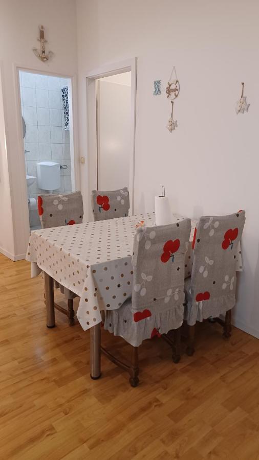 Apartmani Mary Dugi Rat Luaran gambar